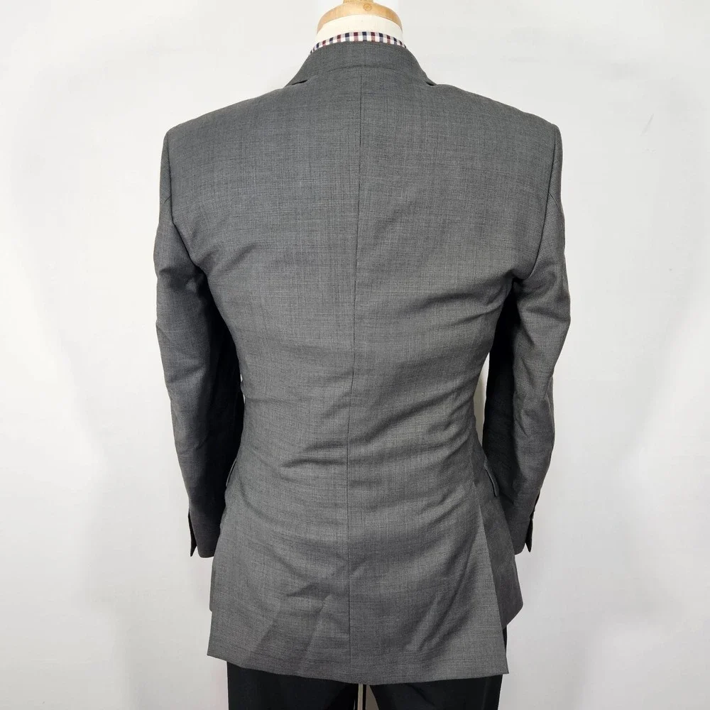 JOS A BANK Metropolitan Men's Sport Coat Blazer Two‎ Button Gray Slim Fit 38R